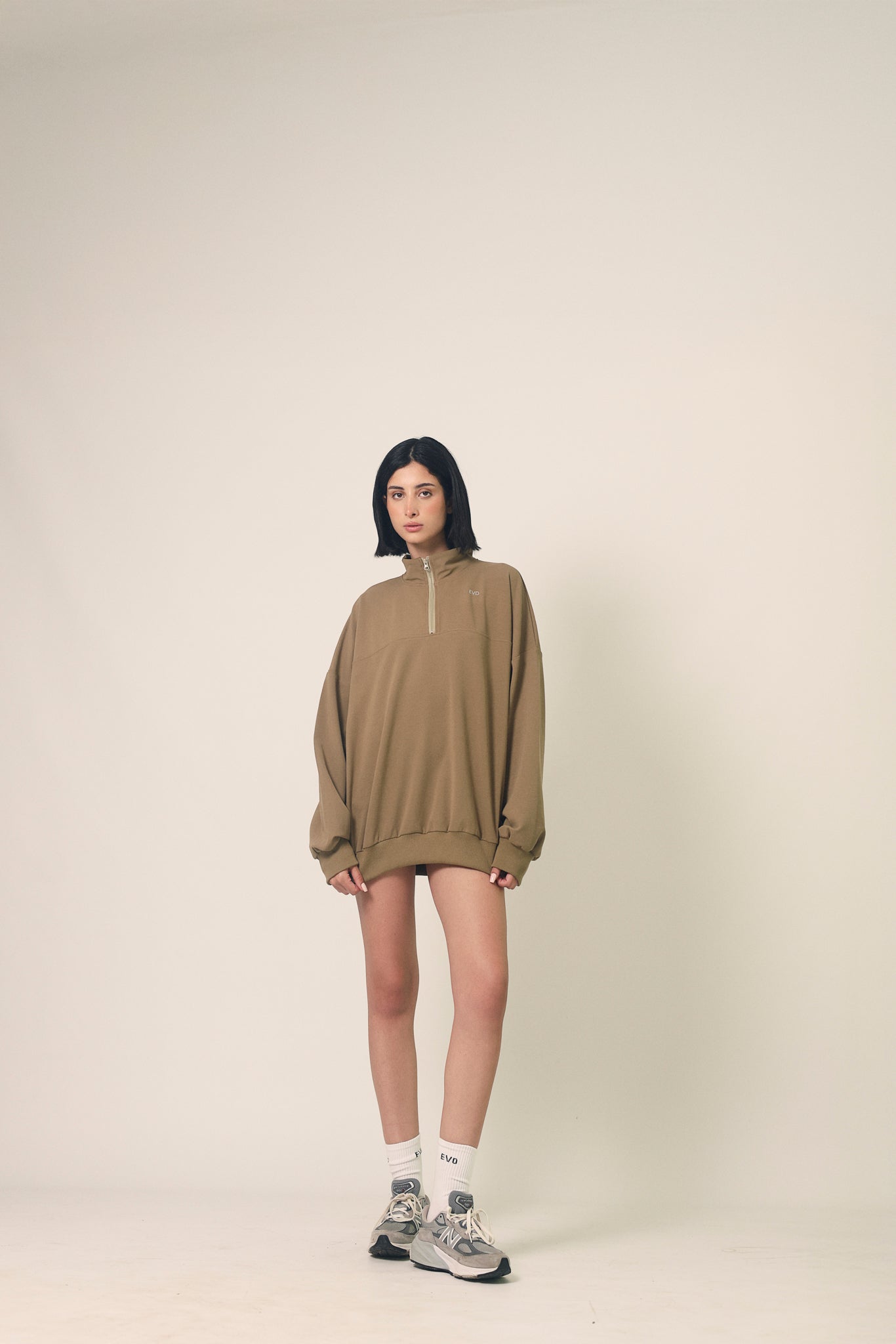 JACKETS & HOODIES