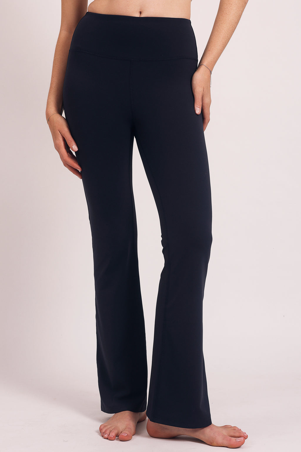 Seamless straight flare Black
